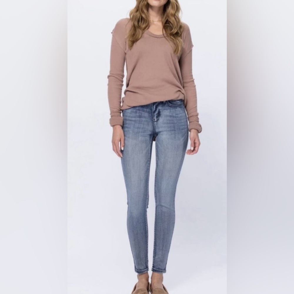 NWT Judy Blue Jeans hand sanded